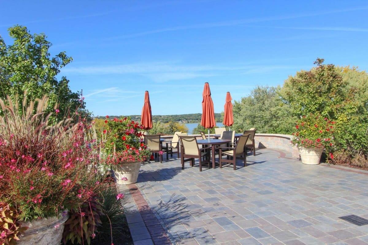 New Lake Como Condo With Lake Views Lake Geneva Ngoại thất bức ảnh